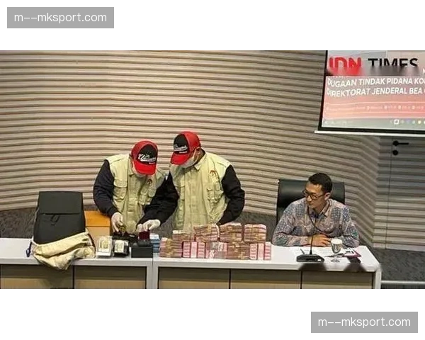 印尼羽协前官员涉嫌贪污赛事筹备资金,已被警方正式批捕 印尼羽协前官员涉嫌贪污赛事筹备资金,已被警方正式批捕