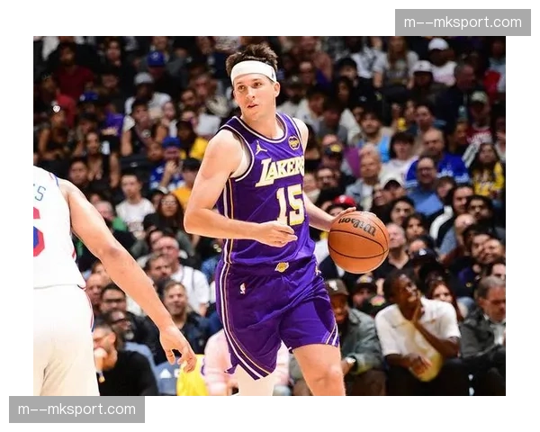 雷迪克谈湖人伤病：球队目标不变，剩余球员将共同分担进攻重任